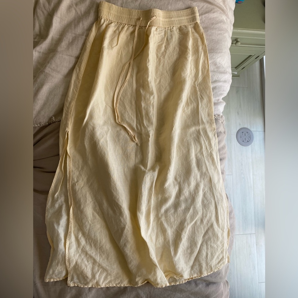 H&M maxi skirt in yellow with cinched waistband.